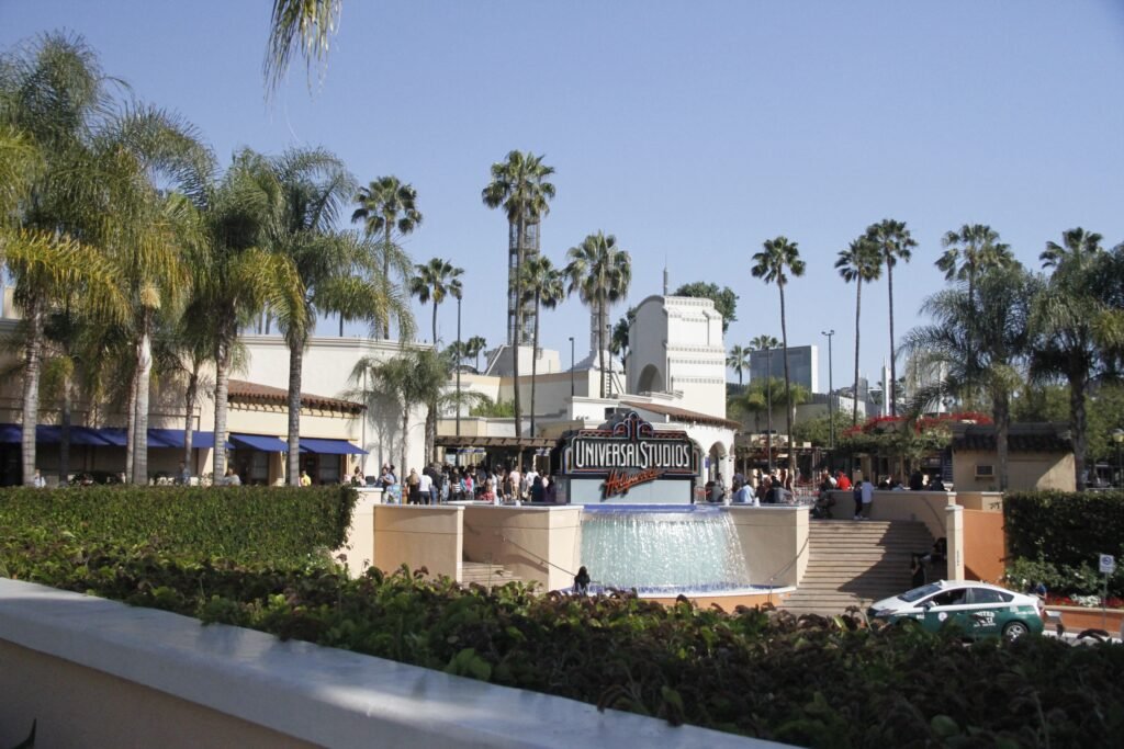 Entrada al parque temático de Universal Estudios en Los Ángeles